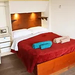Paul\'S Nest