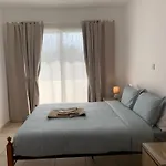 Peaceful Apartment With Double Bed - Oak Breeze