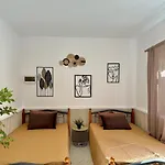 Dub House 3