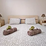 Queen Anna\'S Dream 1 Bedroom Apartment