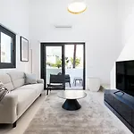 Nilea Court I Apartments