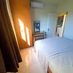 Seaside Rustic Flat In Harbour Tourist Area