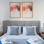 Stay In Paradise Gardens
