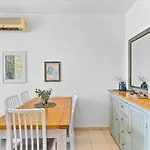 Limnaria Gardens Cozy Apartment