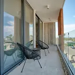Avenue 202 1 Bed