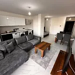 Kyrenia Center, 1Room Bluepalm Site With Pool