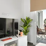 Kato Paphos Apartment | Prime Location By Vichy Holidays