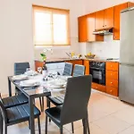 Diana Apartment