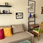 Beautiful Apartment Near The Sea
