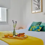 Phaedrus Living: Seaside Luxury Flat Lighthouse 67