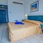 St. George Gardens Apartments And Suites Resort