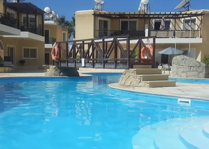 Sirena Cypria - Cozy Apartment In Paphos