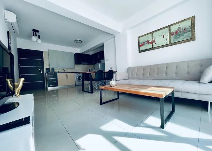 Oracle C-102 1 Bedroom