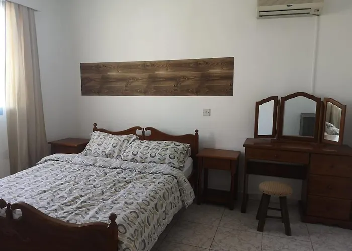 1-Bed Cosy Apartment Close To Paphos Beach