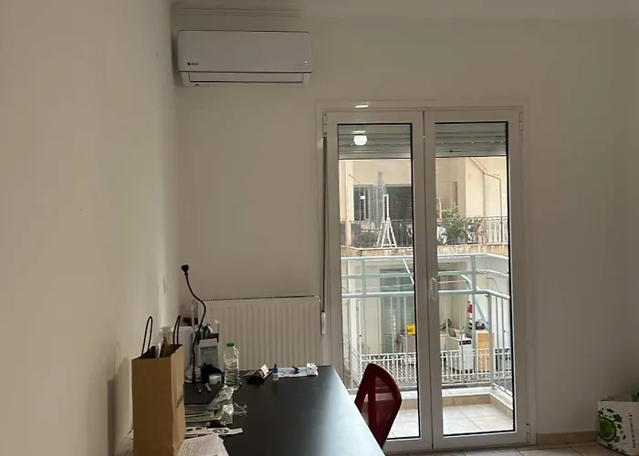 Aggelou Sikelianou Apartment