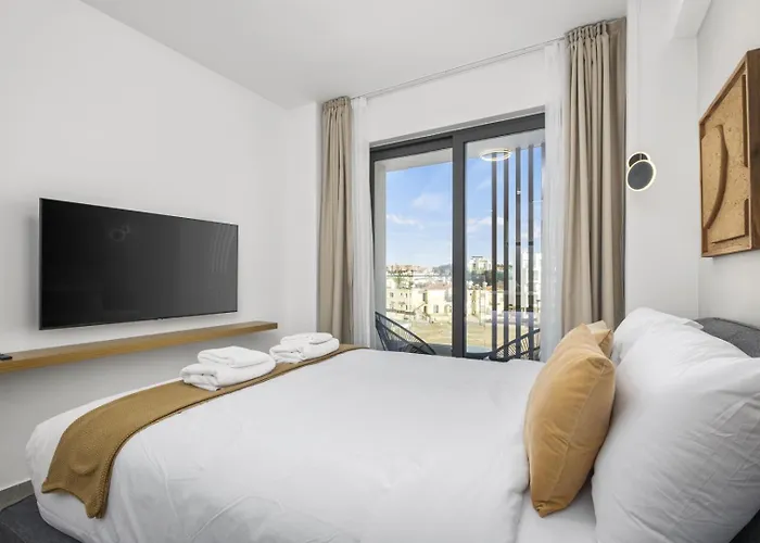 Universal Residences D IV - Studio Apartments
