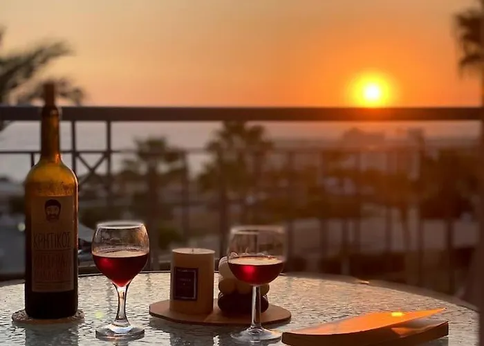 Sunset Kings Palace Apartment Paphos - Venus Beach