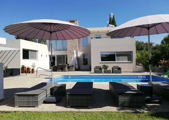 Golden Sun Villa