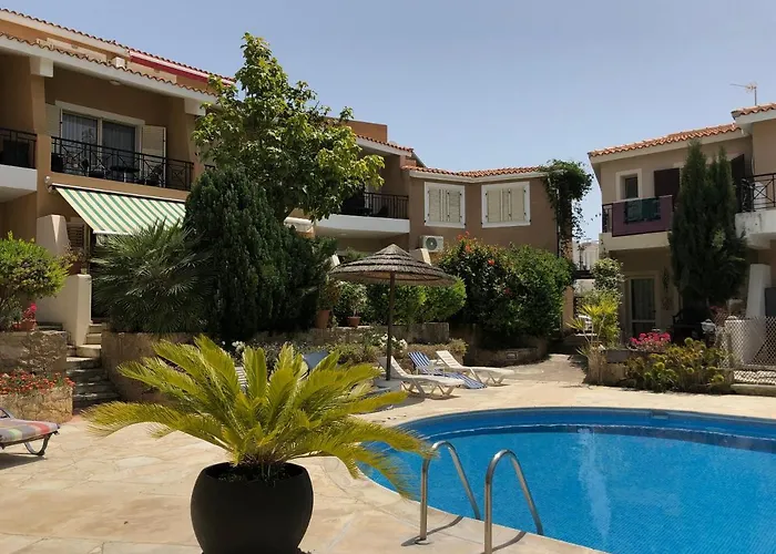 Eden Gardens Maisonette