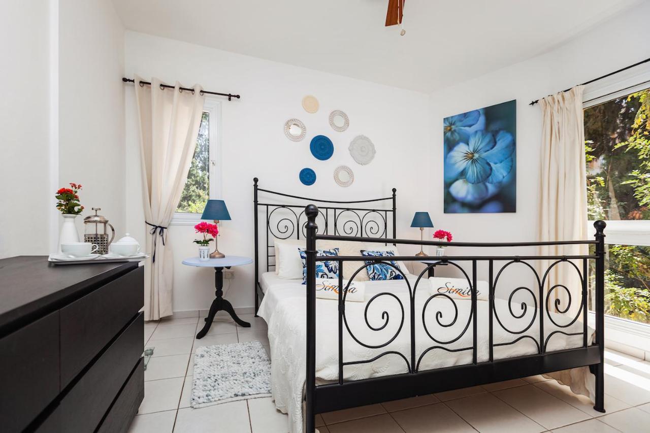 Apartment In Hesperides Gardens