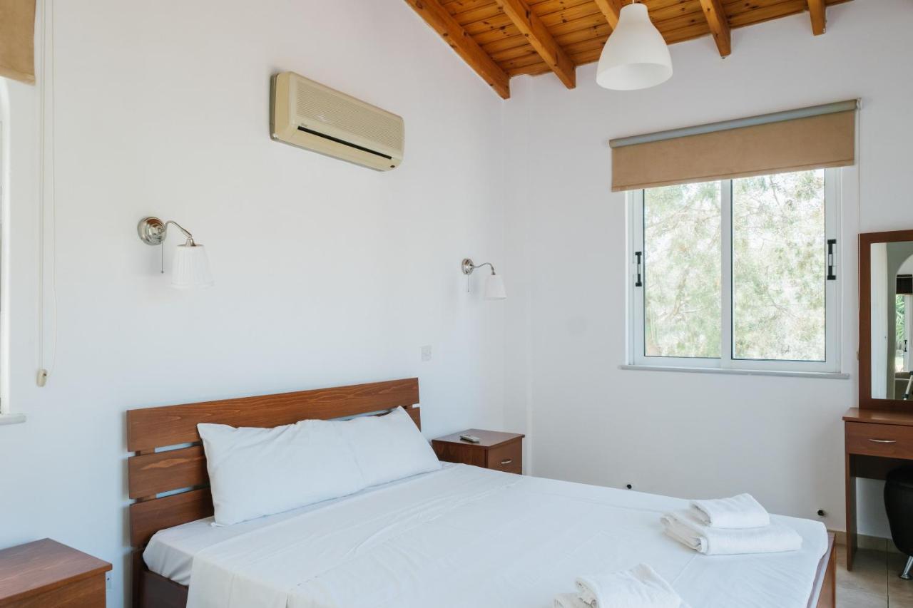Chrysanthemum 3 Bedroom