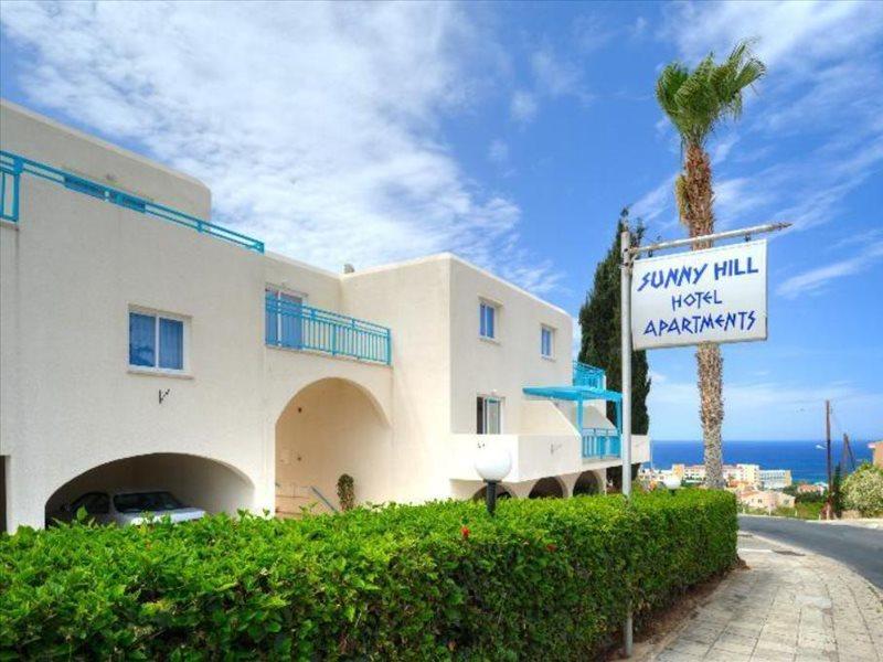 Sunny Hill 3*