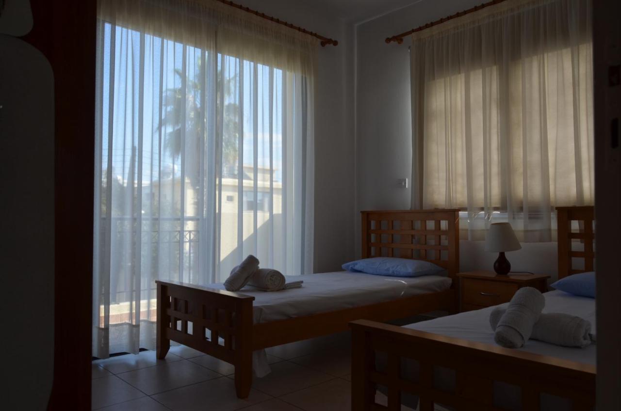 Faros A102 Apartment