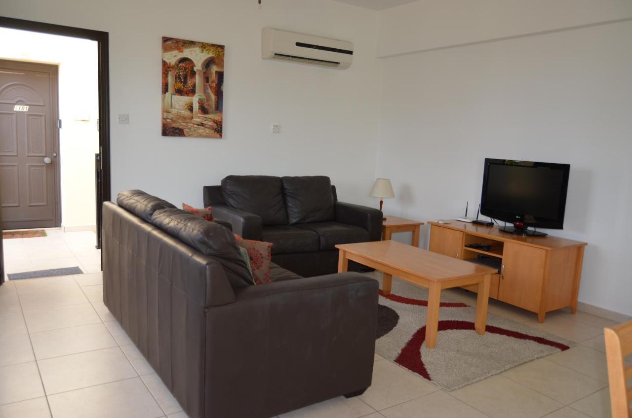 Faros A102 Apartment