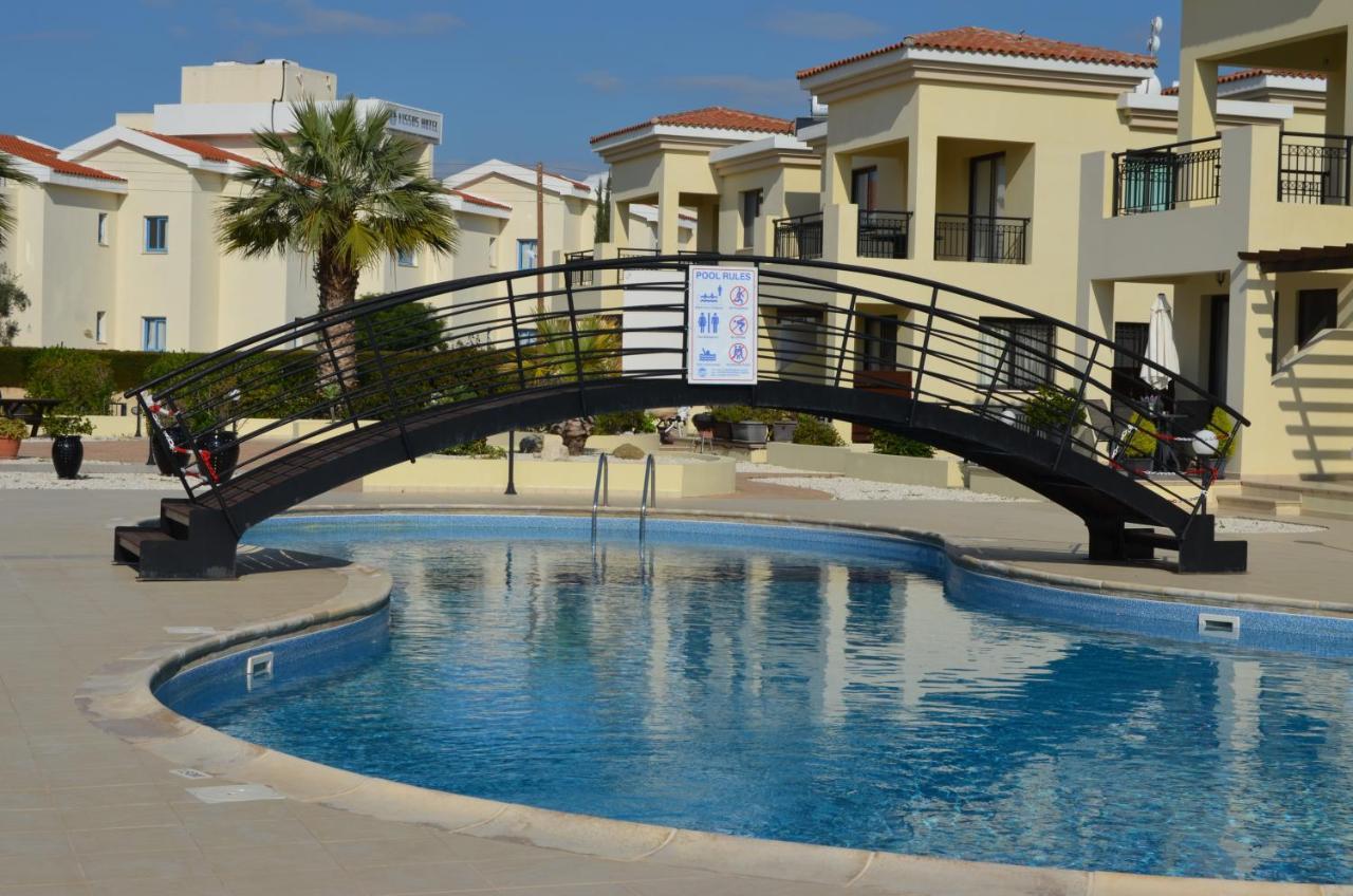 Faros A102 Apartment