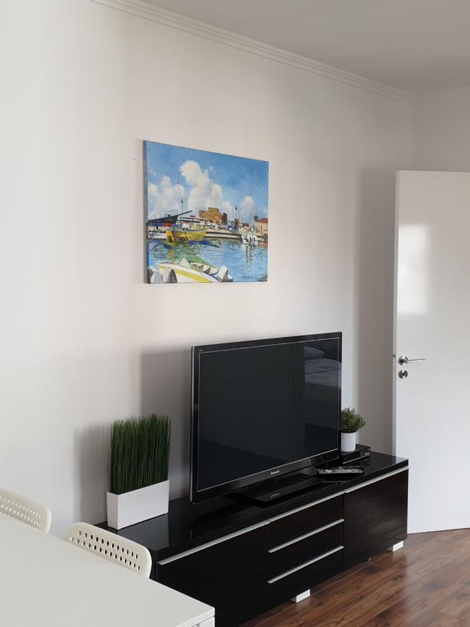 Apartments Apartment *