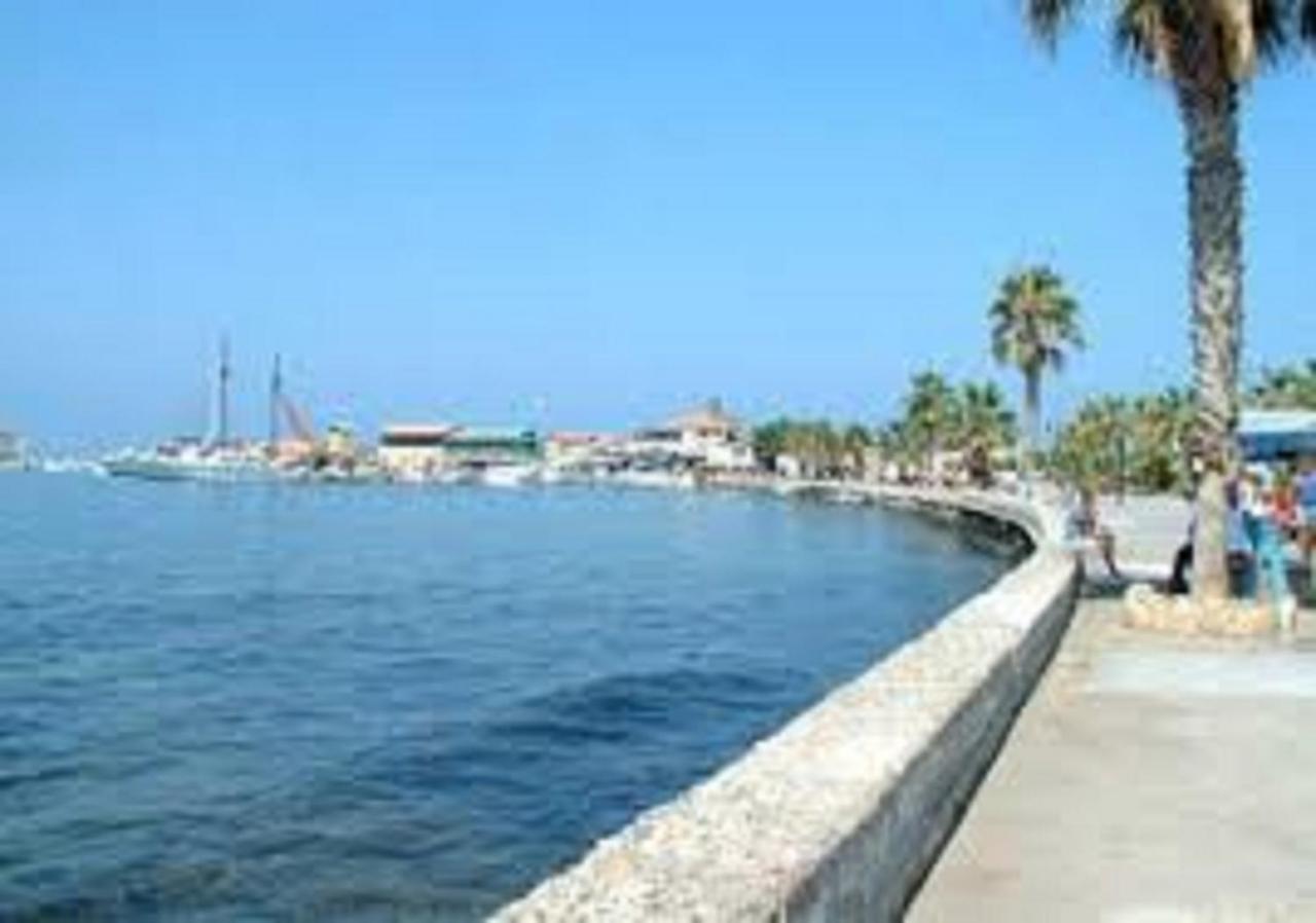 Ground Floor Leading To Pool Eg5, 2 Bedrooms, Free Wifi Apartment Paphos