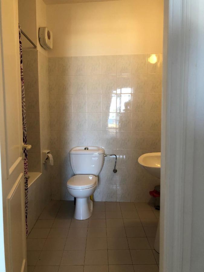 King's Palace - Spacious 2 Bed, 2 Bath With Sea And Pool Views *