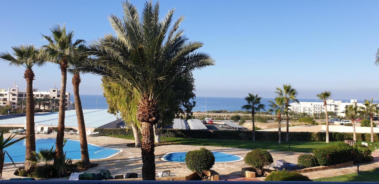 King's Palace - Spacious 2 Bed, 2 Bath With Sea And Pool Views Apartment *
