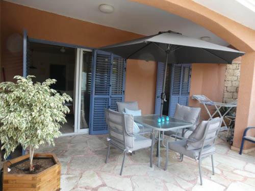 Limnaria Gardens Two Bed With Terrace And Pool Close To