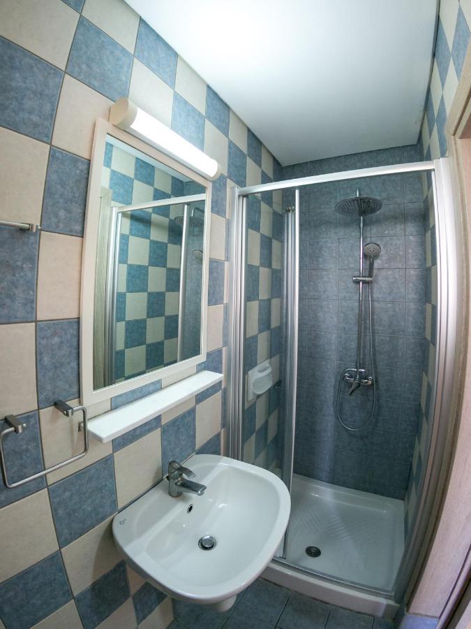 Crystallo Aparthotel Paphos