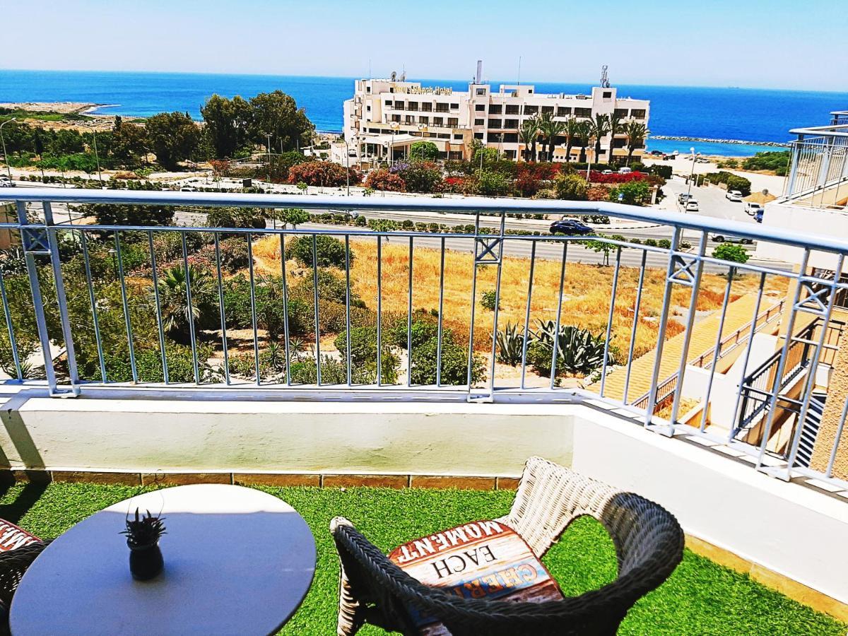 Apartment H&o In Paphos! *