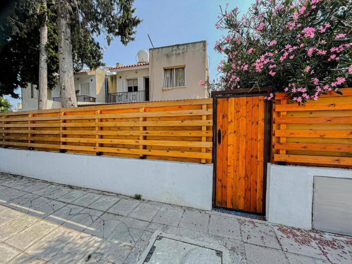 Apartment Dub House 2 *