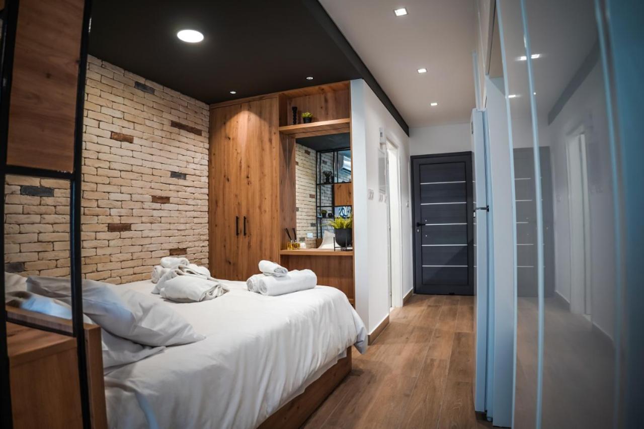 Cosea Living: Seaside Elegant In Harbour 112 Apartment *