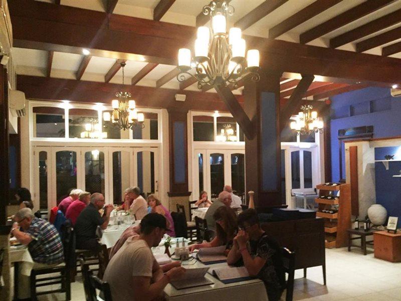 Tasmaria Aparthotel Paphos