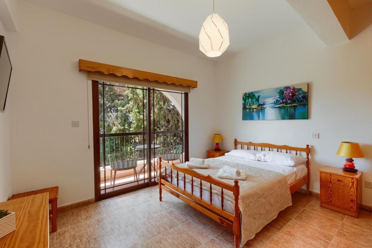 Kyparissos Apartamento