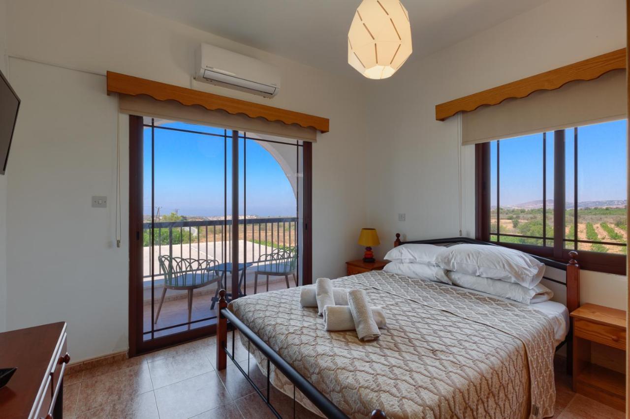 Kyparissos * Paphos
