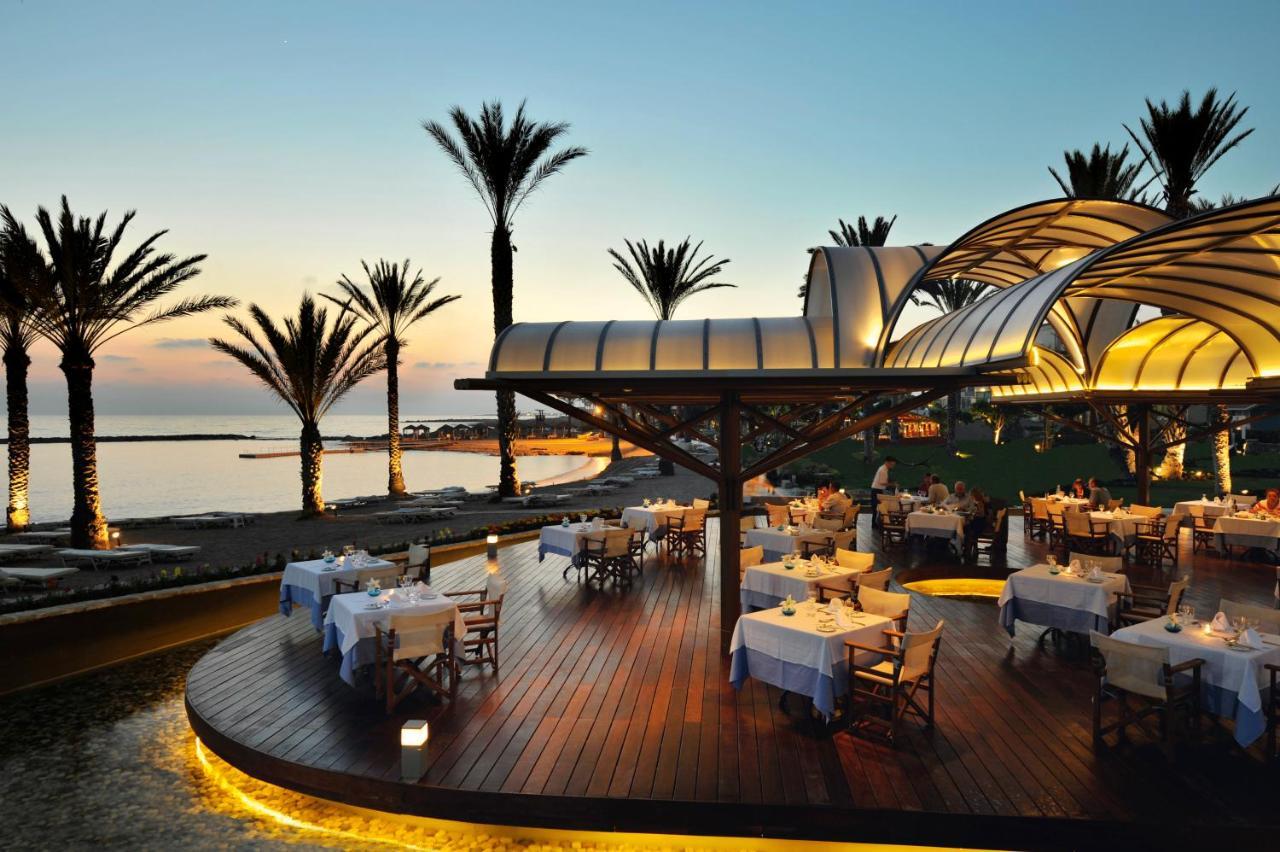 Constantinou Bros Pioneer Beach Hotel 4* Paphos