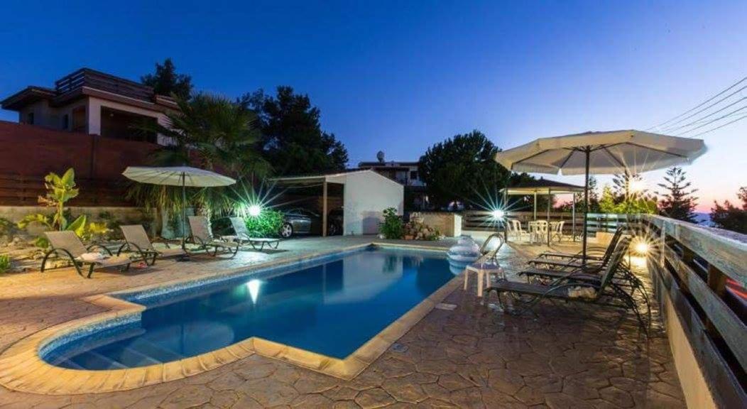 Kinousa 1 Villa *