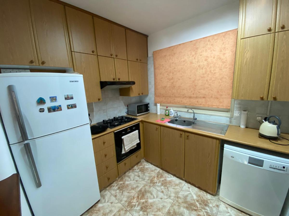 Guest house Moutallos Homes