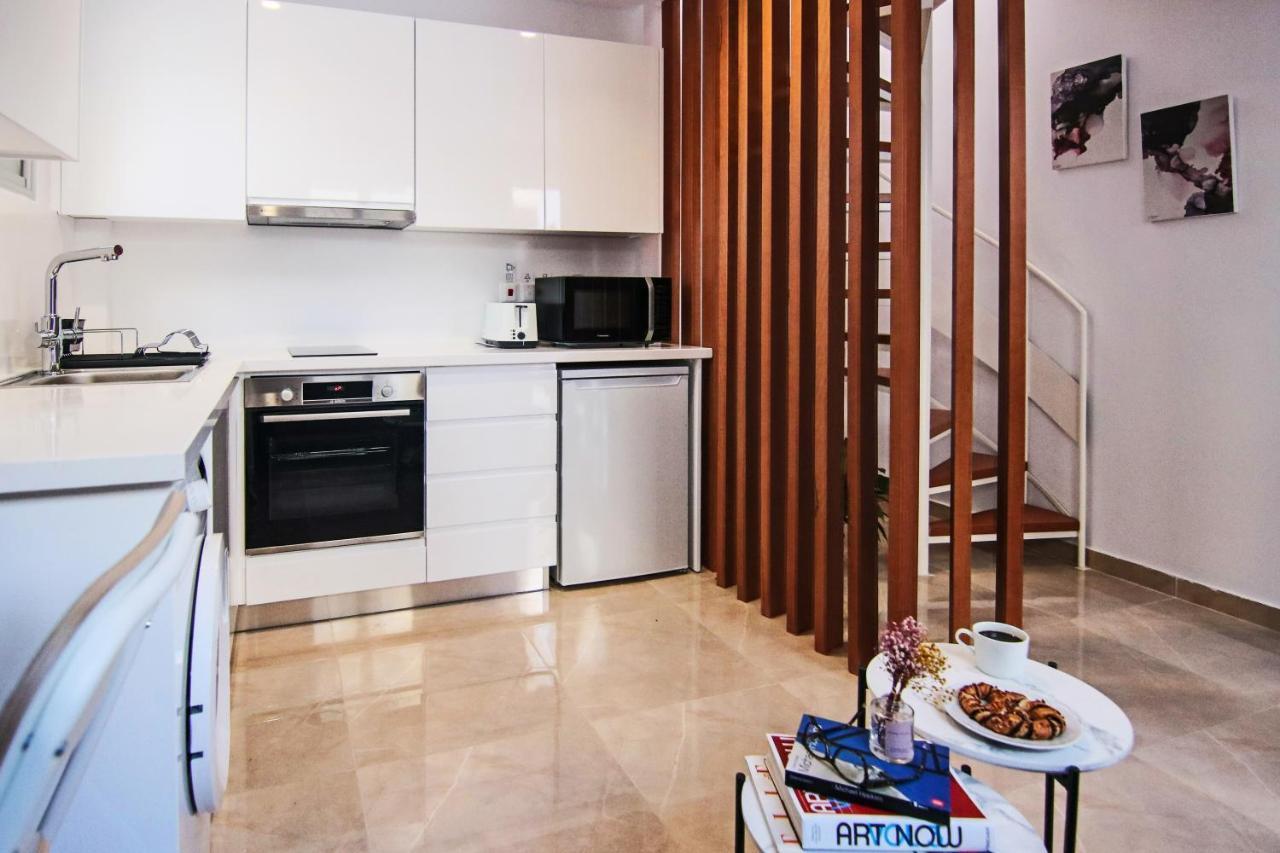 Phaedrus Living: Luxury Maisonette Lighthouse 60 Apartment