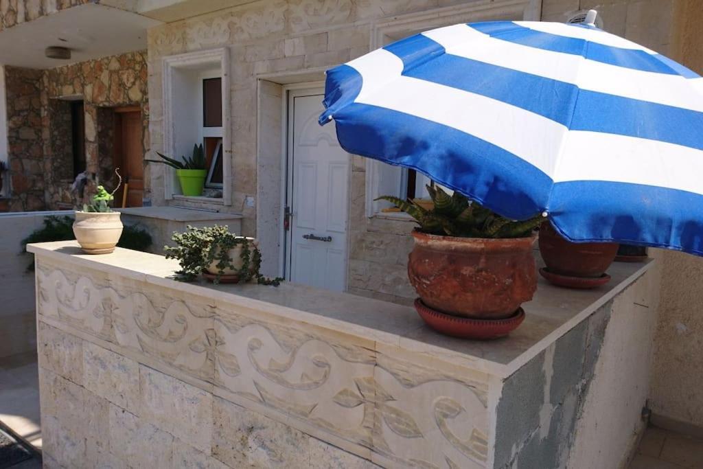 Isabella Court Townhouse Near Venus And Lidl Apartment *