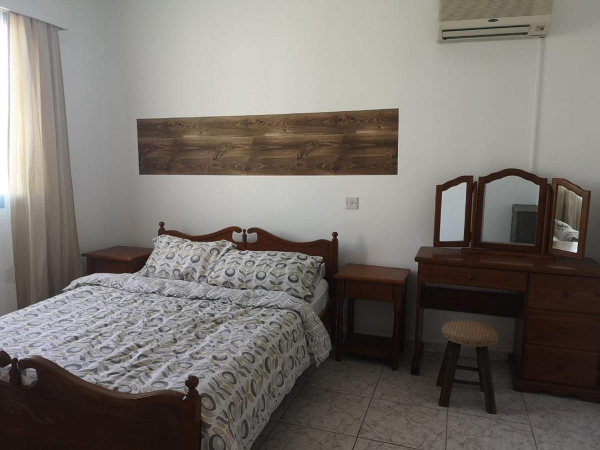 1-bed Cosy Close To Paphos