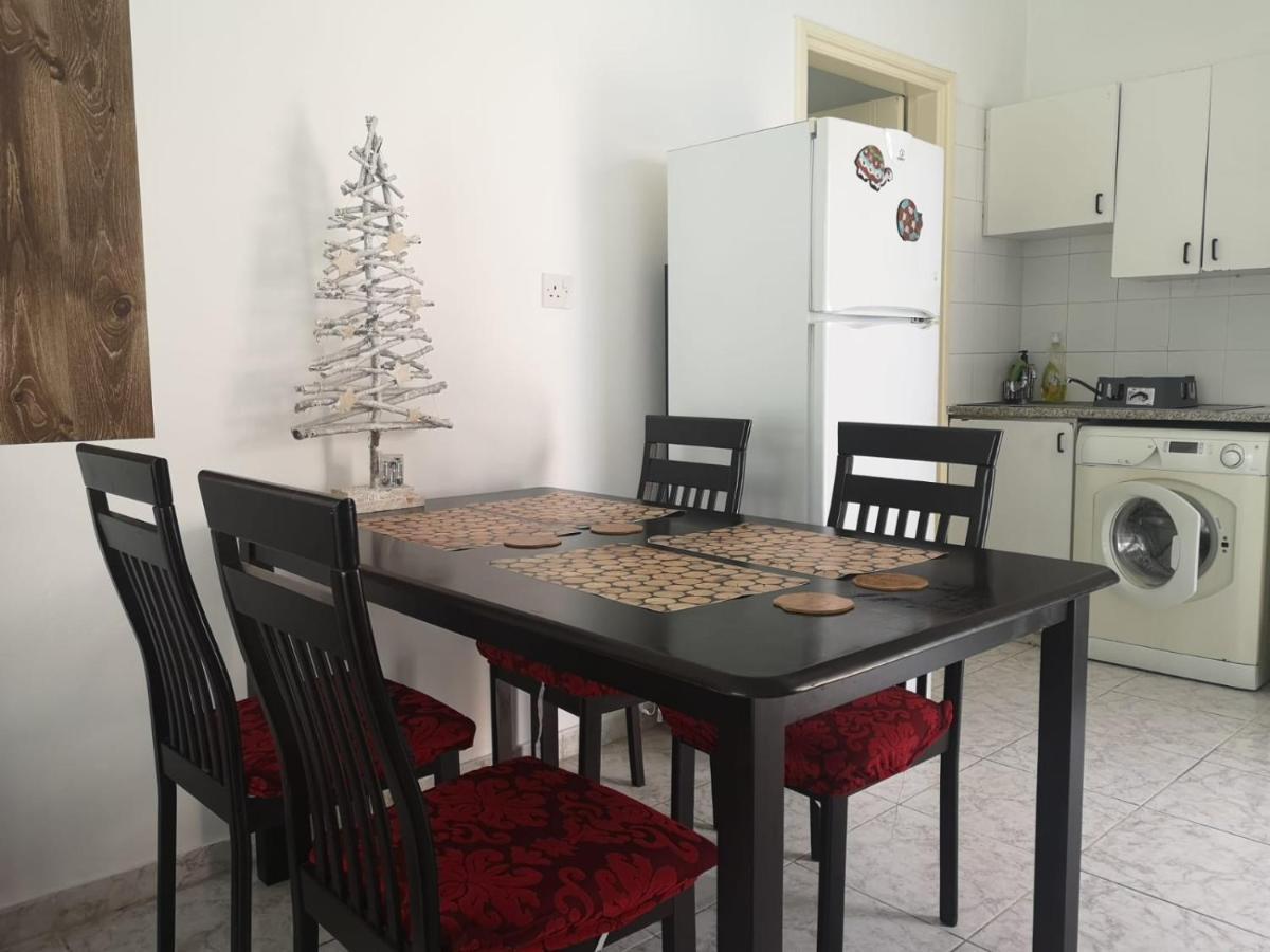 Apartment 1-bed Cosy Close To