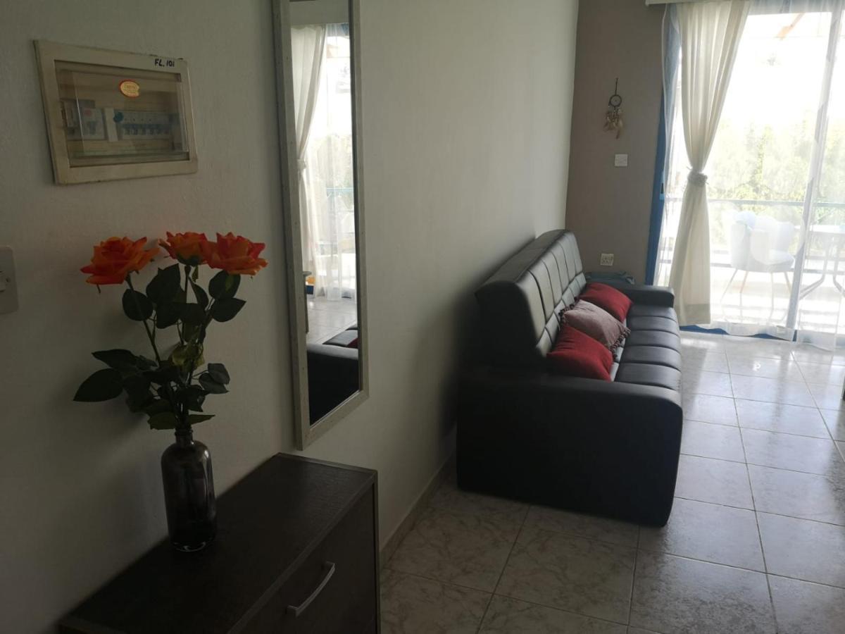 Apartment 1-bed Cosy Close To *
