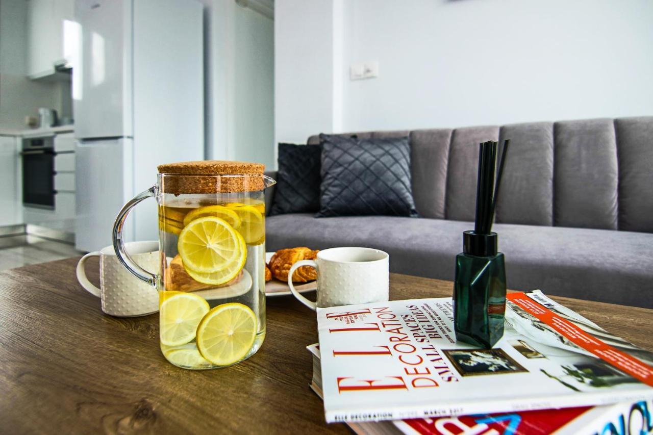 Phaedrus Living - Seaside Executive Flat Harbour 101 Apartment *